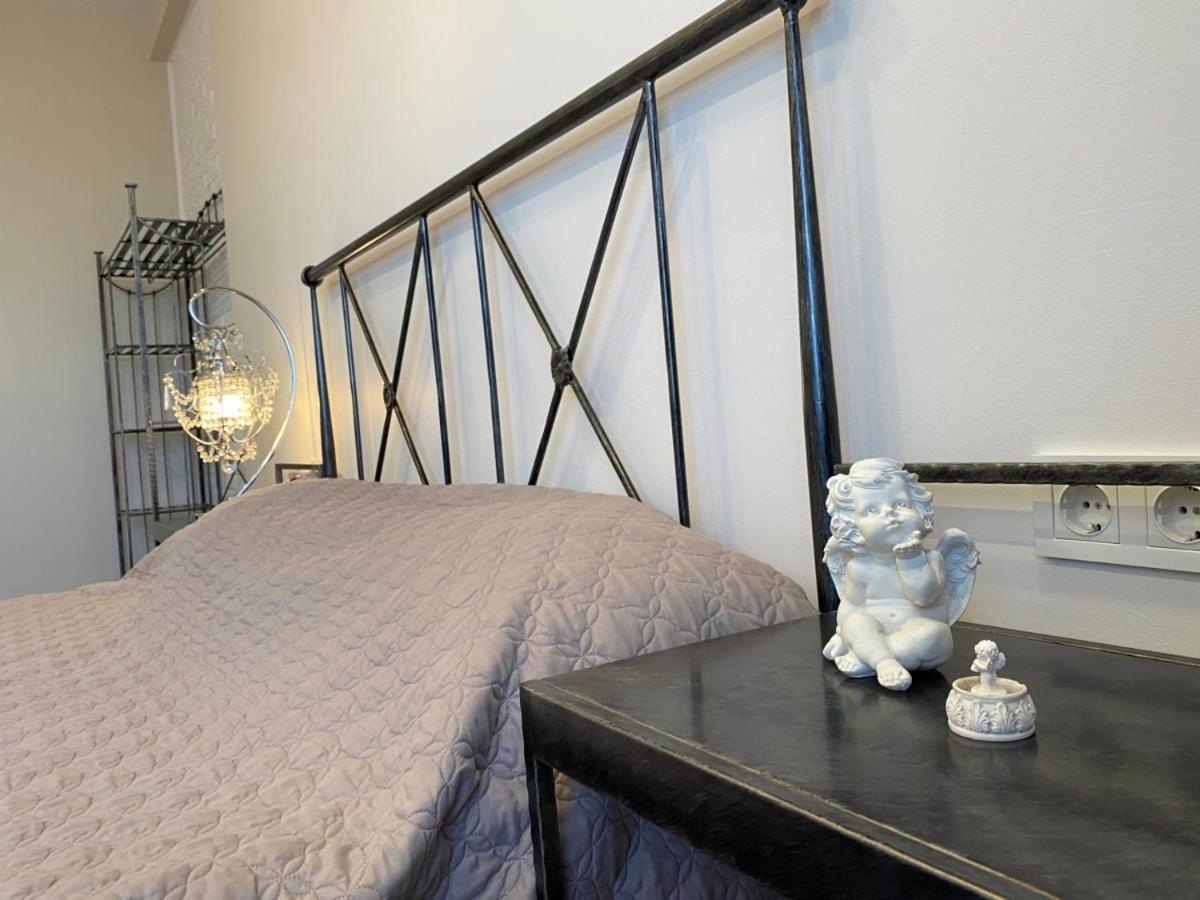 Nano'S Exclusive Fashionable Apartment Батуми Экстерьер фото