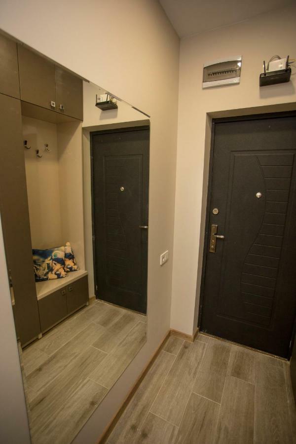 Nano'S Exclusive Fashionable Apartment Батуми Экстерьер фото