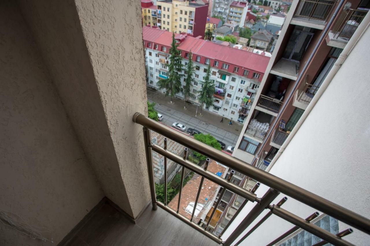 Nano'S Exclusive Fashionable Apartment Батуми Экстерьер фото